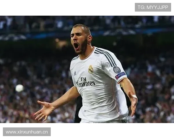 阿尔瓦雷斯与本泽马对比解析：全能前锋的战术角色与终结效率差异